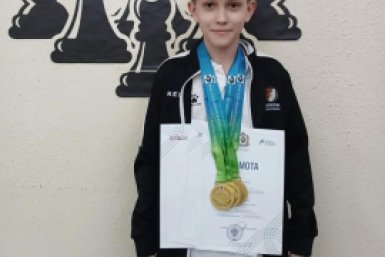Юный хабаровчанин стал абсолютным чемпионом края по шахматам