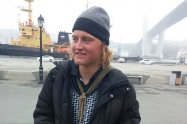 Сергей Щеулин дошел пешком из Питера во Владивосток Группа в соцсети &quotОК&quot &quotСерега идет во Владивосток из Питера&quot