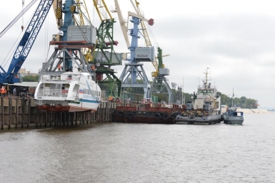 Уникальная операция по доставке корабля  во Владивосток началась в Хабаровске Пресс-служба губернатора и Правительства Хабаровского края